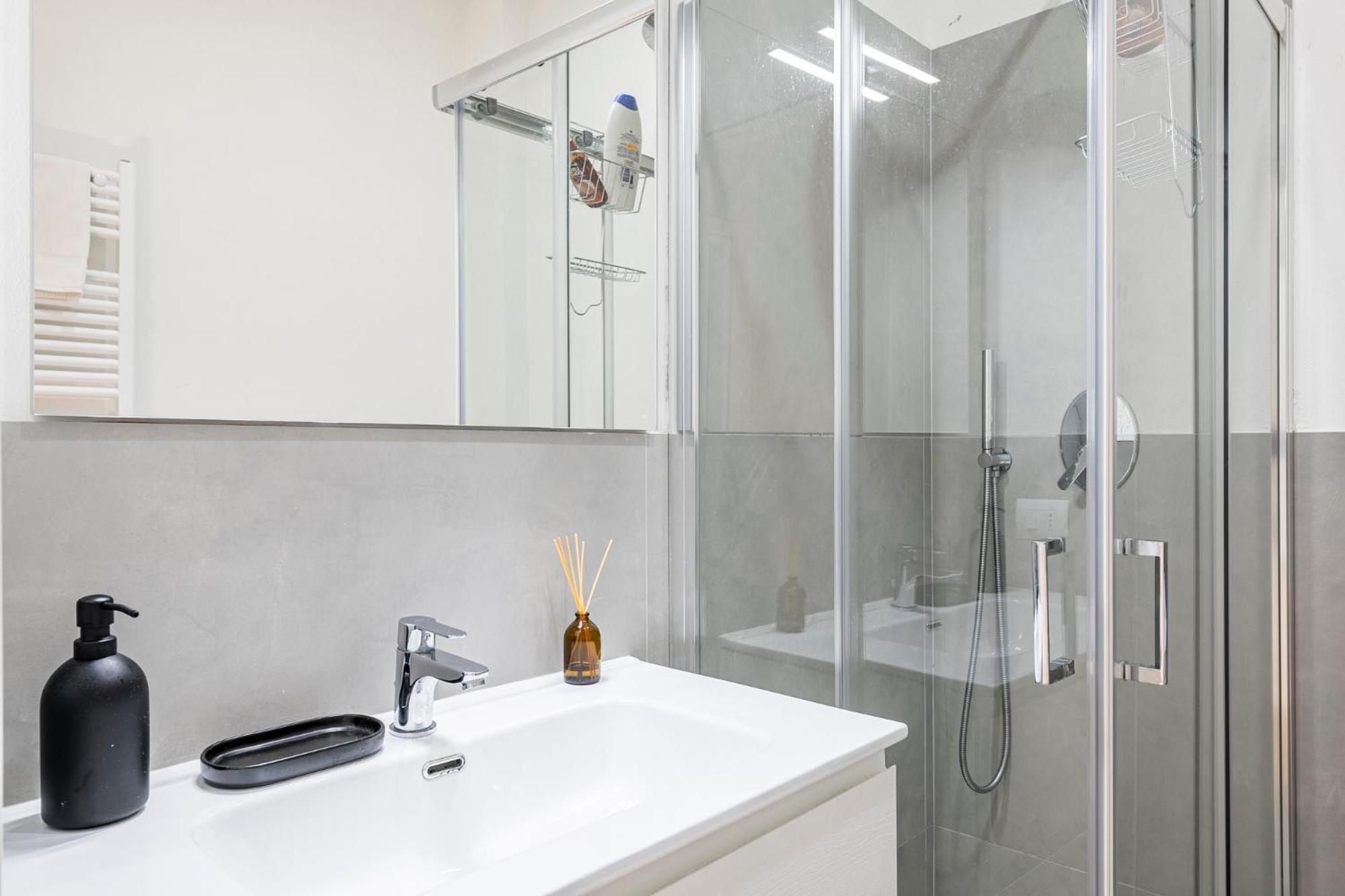 10 Minuti Duomo - Double Suite Con Idromassaggio Florenz Exterior foto