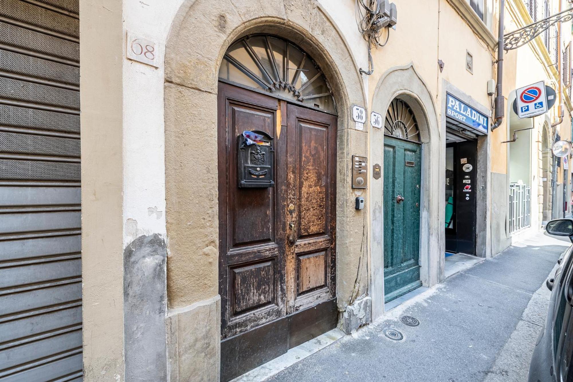10 Minuti Duomo - Double Suite Con Idromassaggio Florenz Exterior foto
